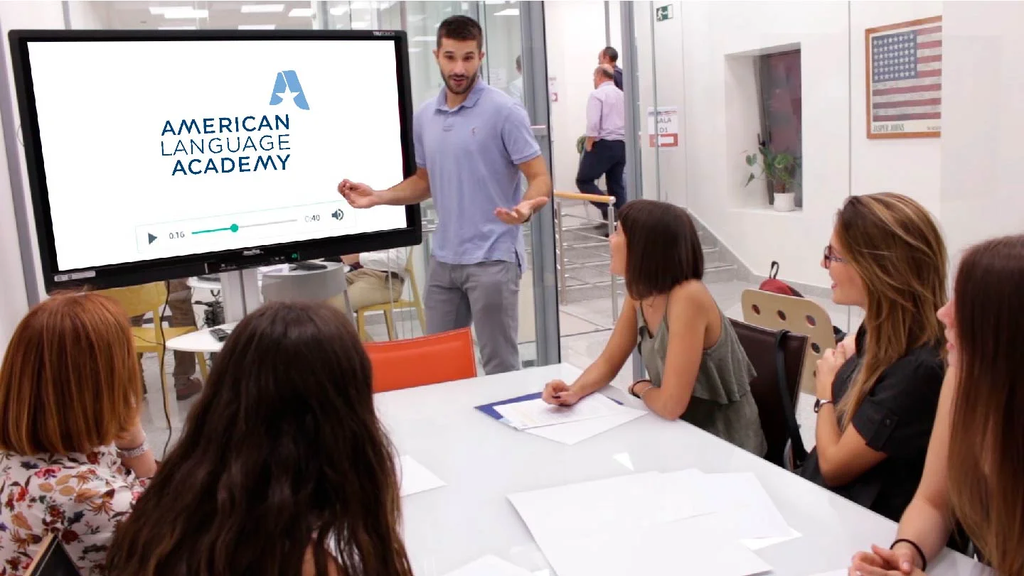 Profesor TOEFL clase American Language Academy
